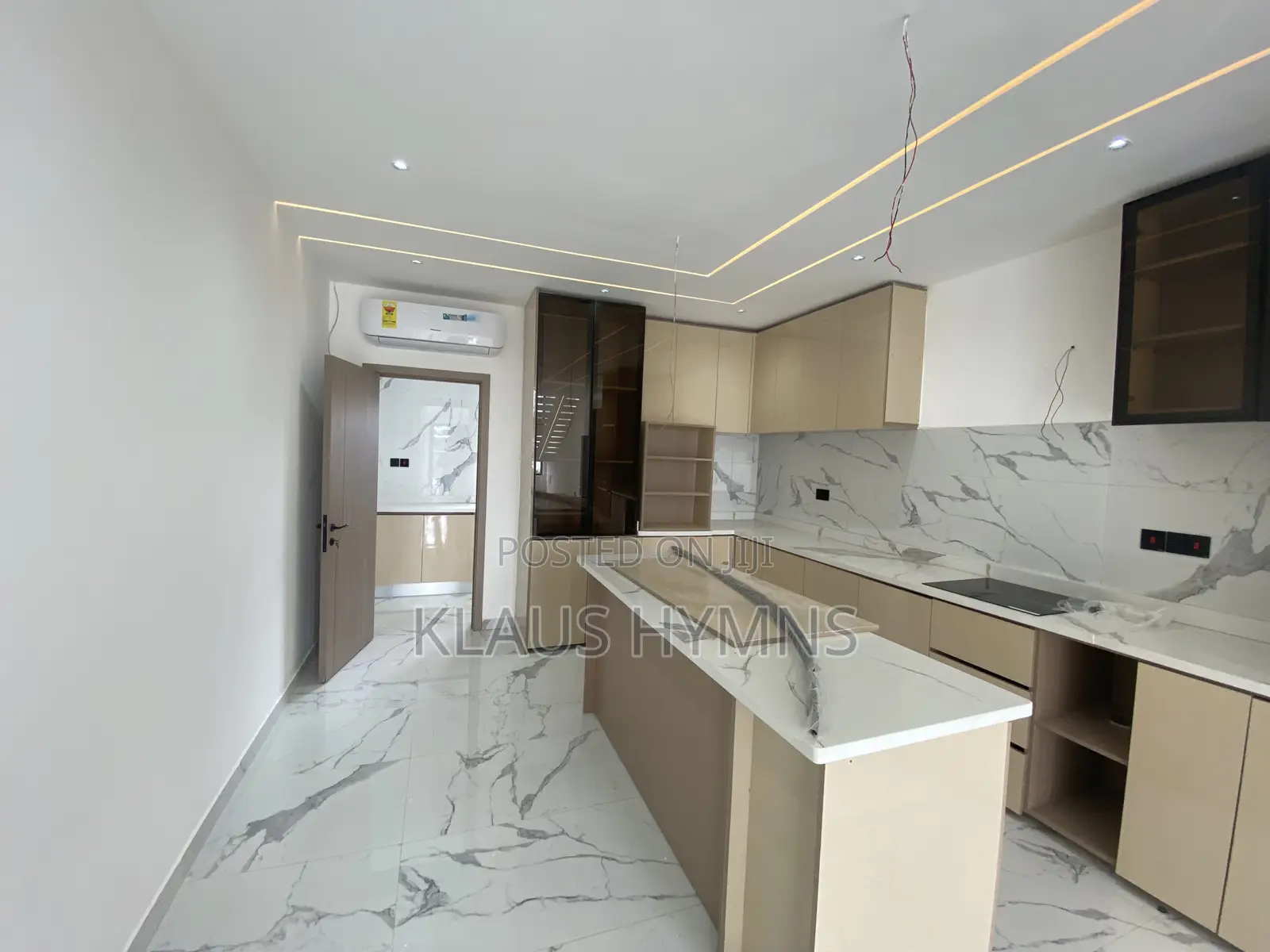 4bdrm House in Graymanproperties, Ashaley Botwe for sale