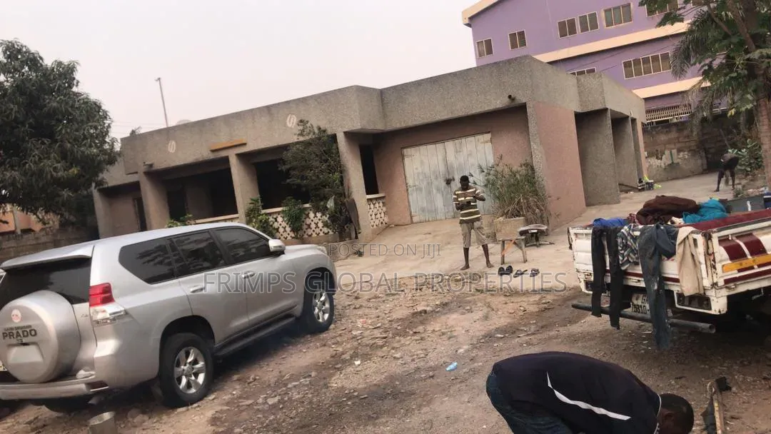 Roadside Freehold 2 Plots at Sakaman for Sale