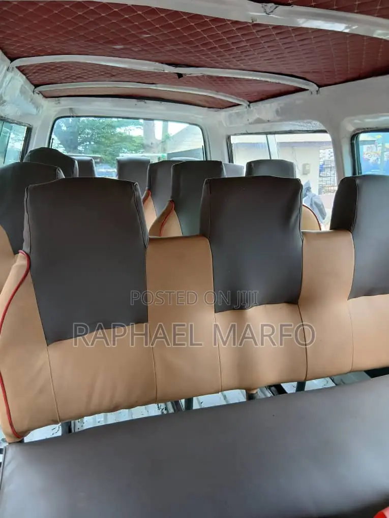 Nissan Caravan (Urvan) 2003 White