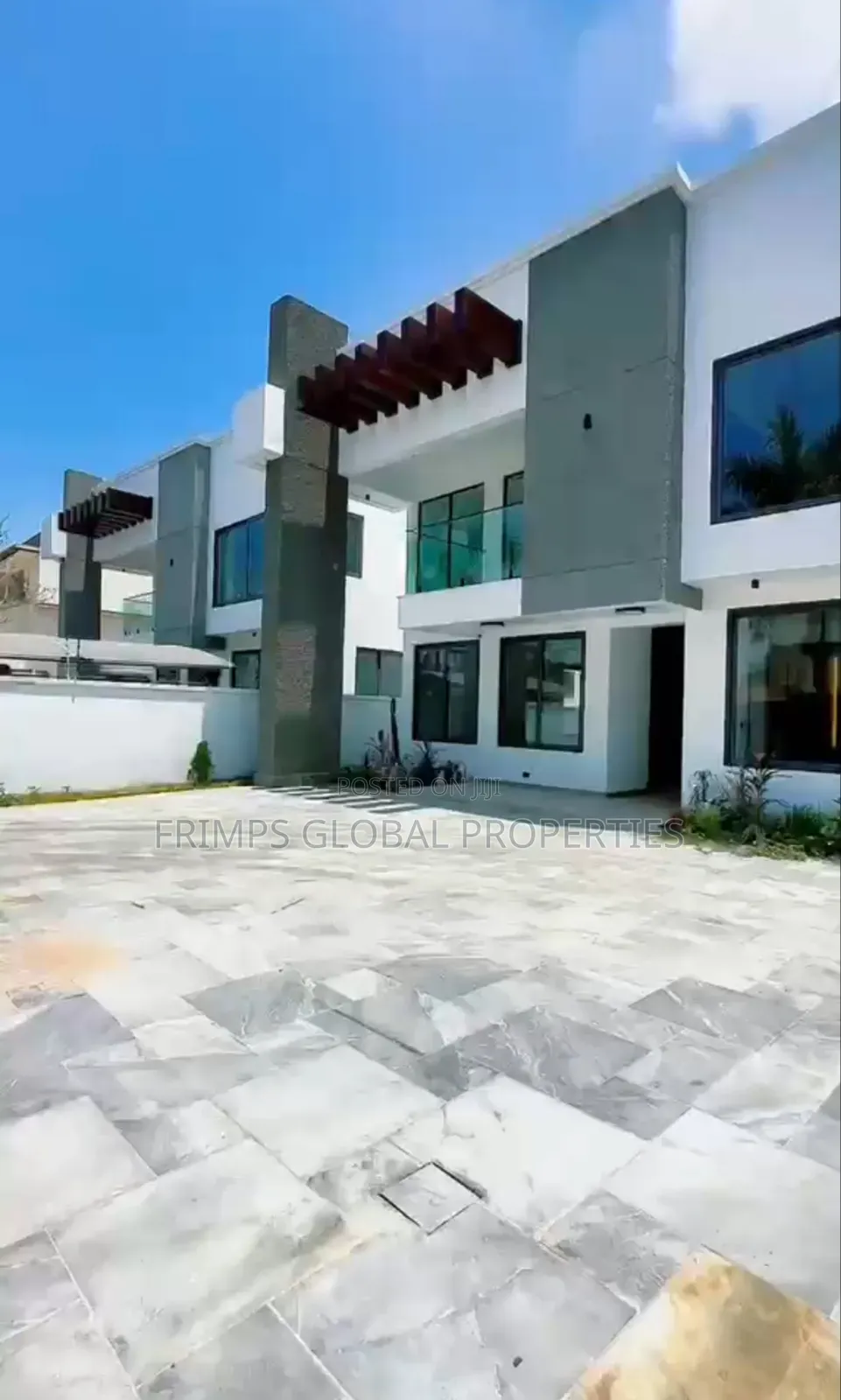 4bdrm House in Accra Metropolitan for sale