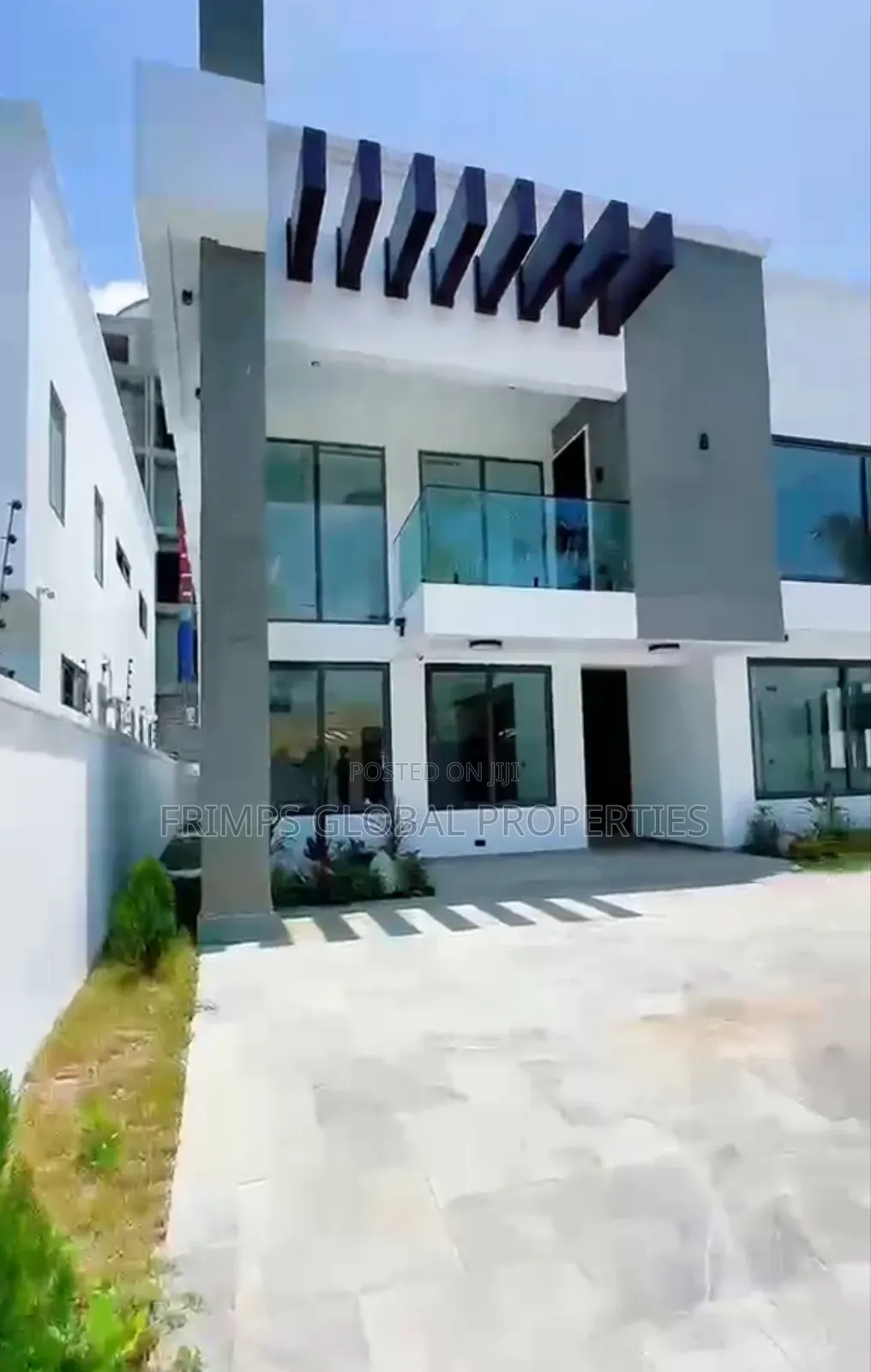 4bdrm House in Accra Metropolitan for sale