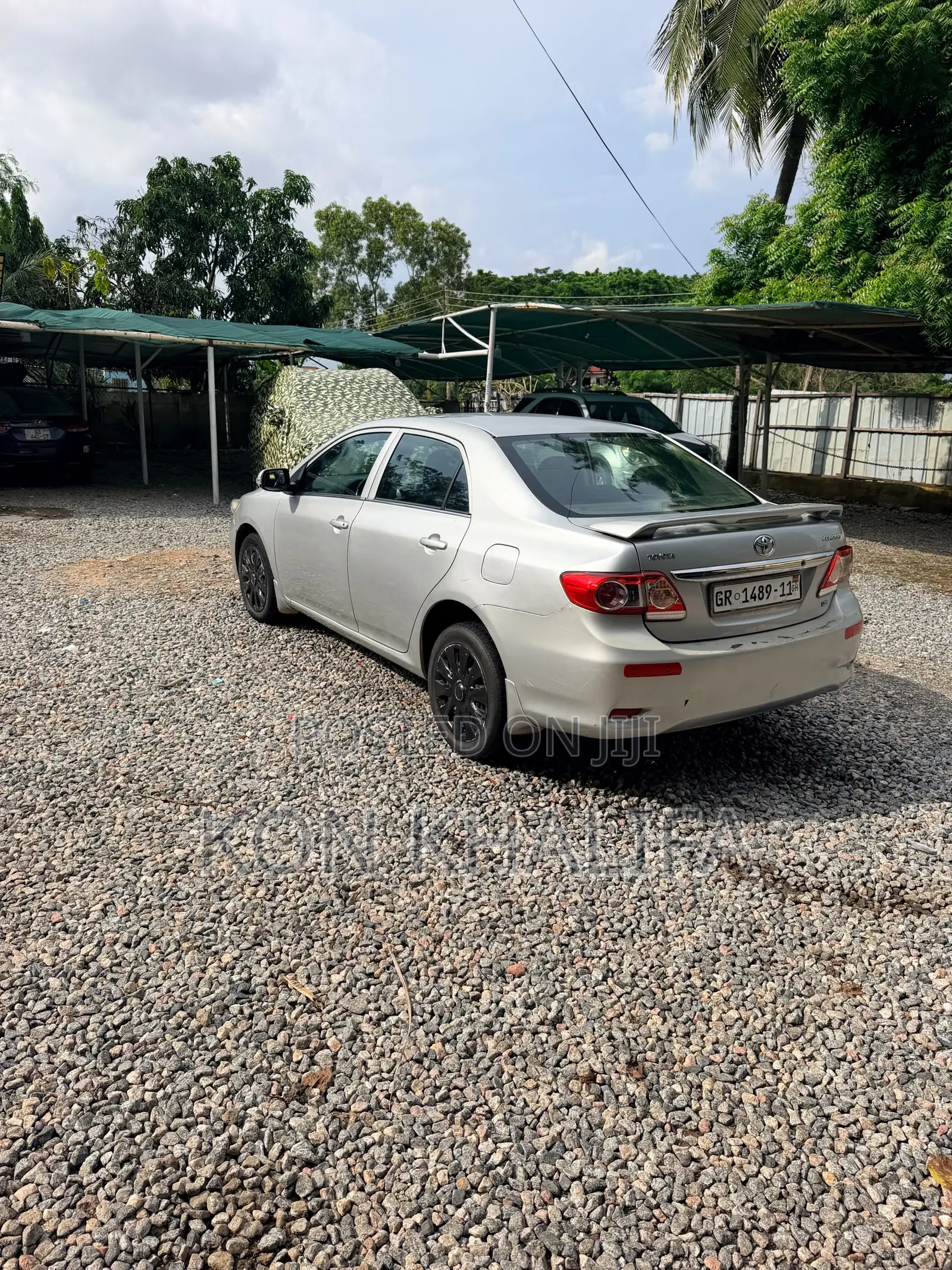 Toyota Corolla 2011 Silver