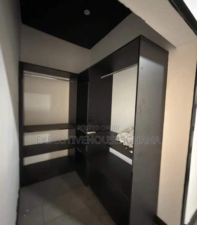 3bdrm House in East Legon for sale