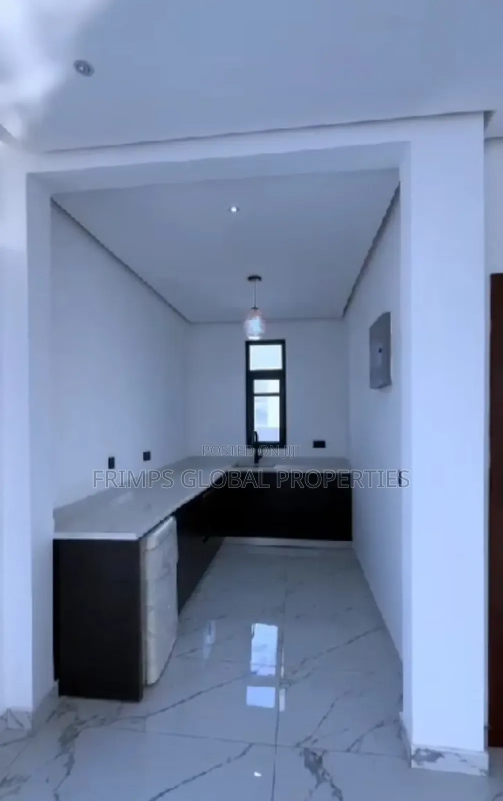 4bdrm House in A&C Mall Area for sale