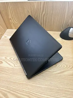 Laptop Dell Latitude 14 E5450 8GB Intel Core i5 HDD 500GB