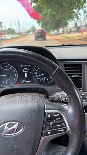 Hyundai Elantra Limited 2018 Blue