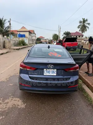 Hyundai Elantra Limited 2018 Blue