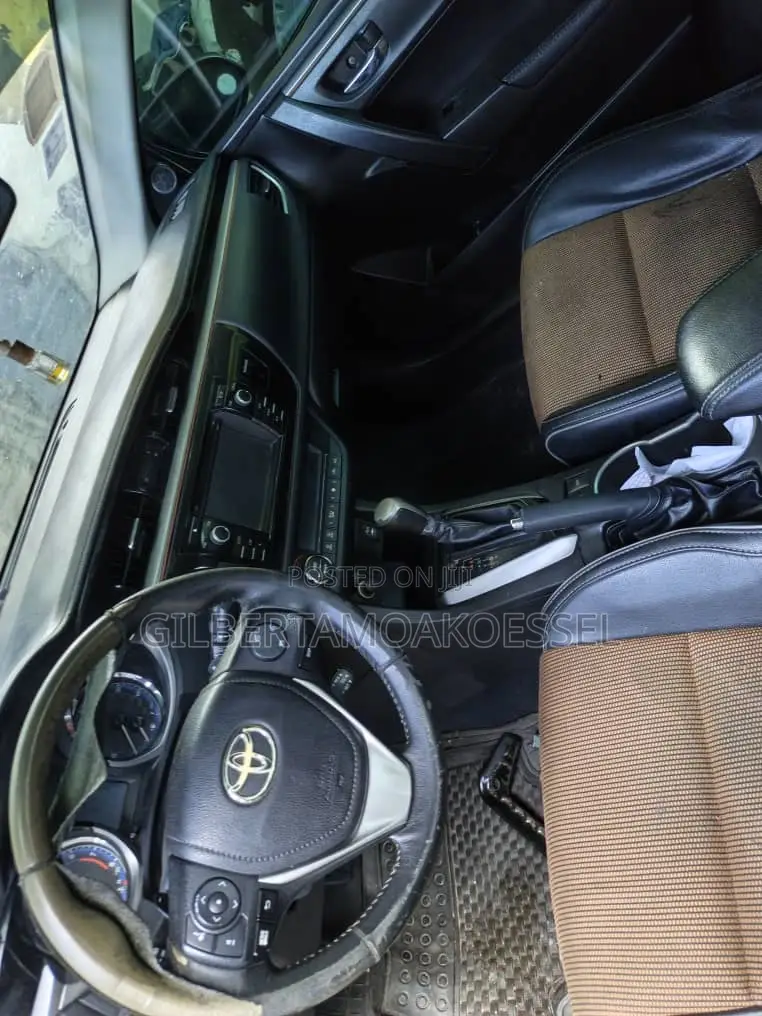 Toyota Corolla 2014 Gray
