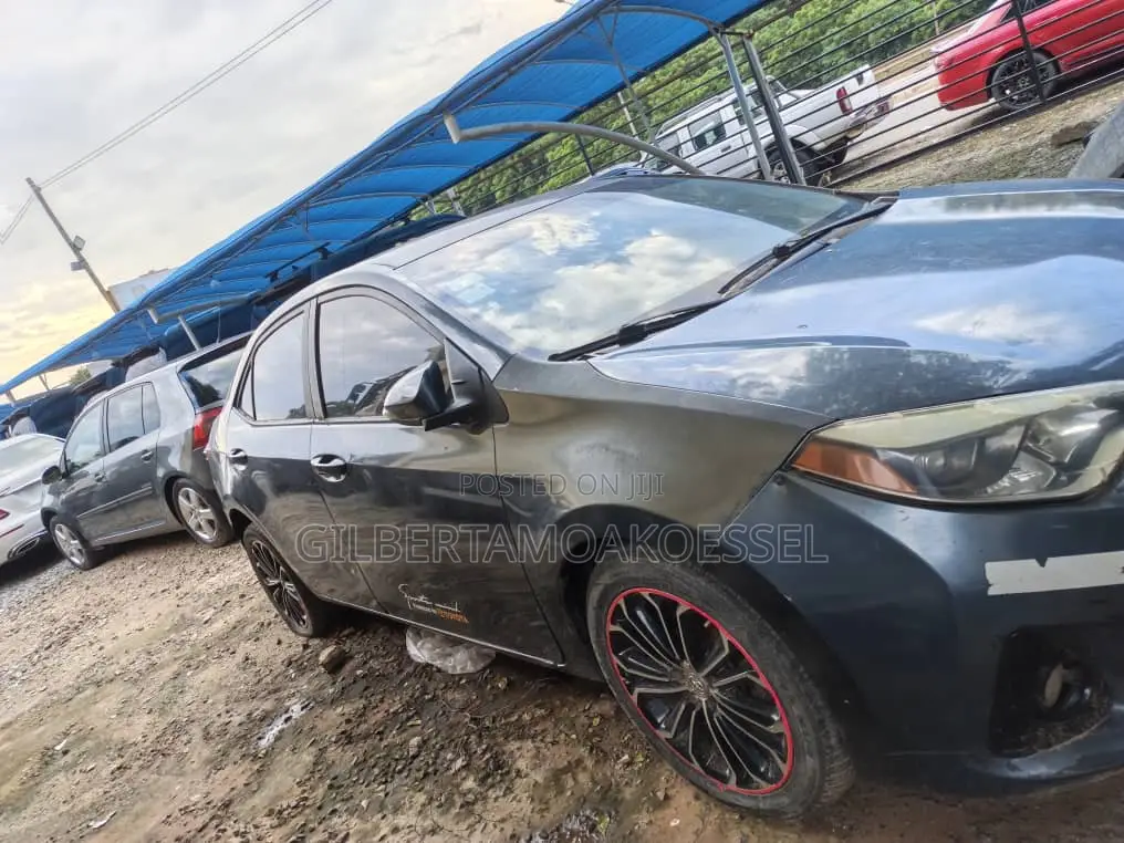 Toyota Corolla 2014 Gray