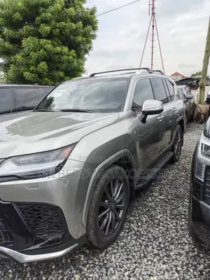 Lexus LX 700h 2025 Gray