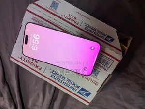 Apple iPhone 15 128 GB Pink