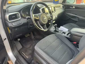 Kia Sorento 2017 Gray