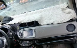 Toyota Vitz 2012 White