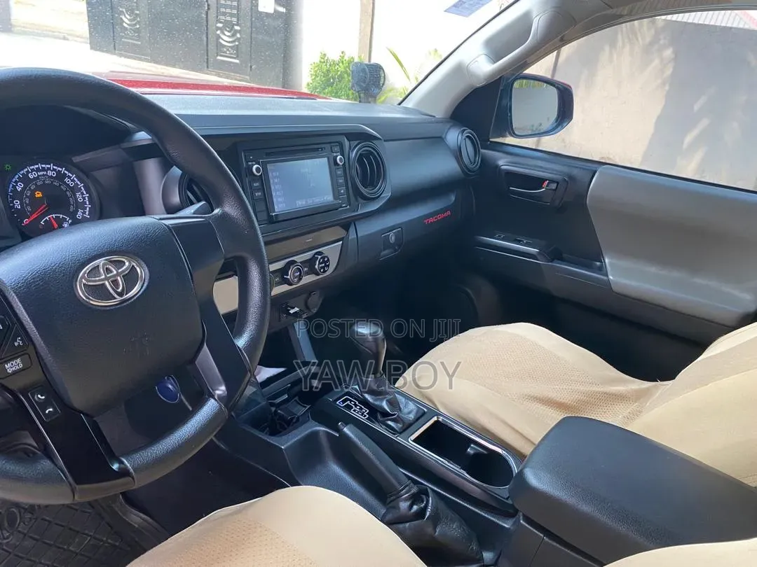 Toyota Tacoma 2017 Red