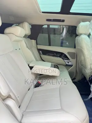 Land Rover Range Rover Vogue 2023 White