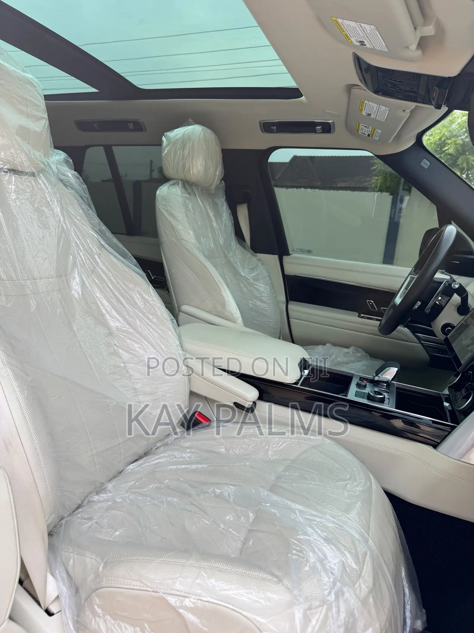 Land Rover Range Rover Vogue 2023 White