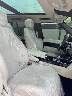Land Rover Range Rover Vogue 2023 White
