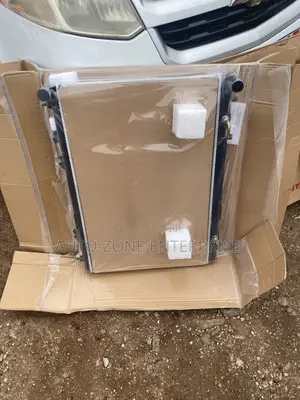 Nissan Pathfinder 2015-2025 Radiator Tank