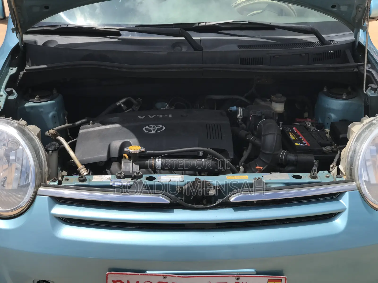Toyota Sienta 2012 Blue