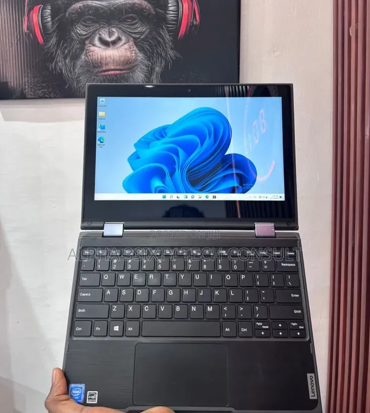 New Laptop Lenovo 300e 4GB Intel Pentium SSD 128GB