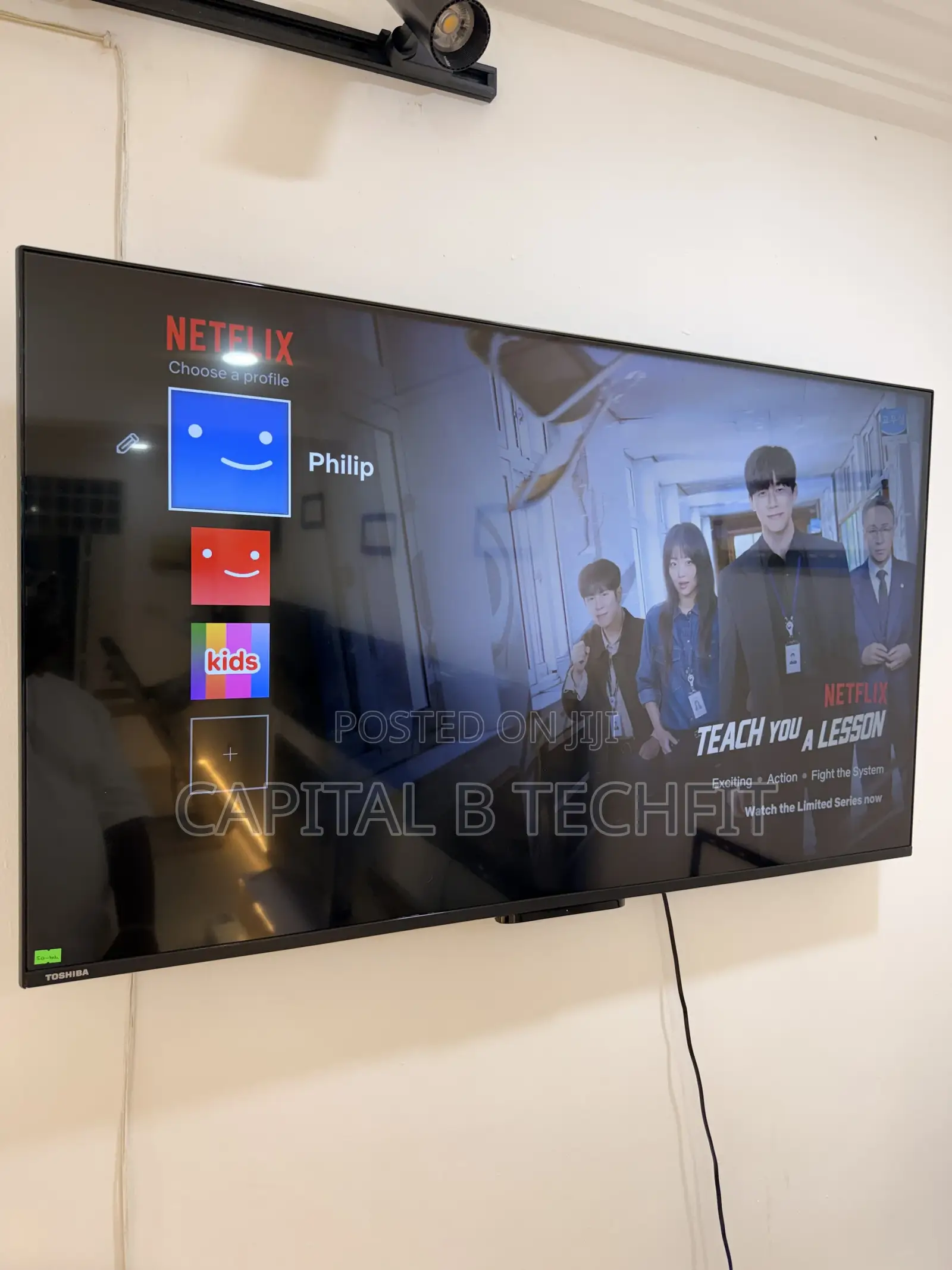 50inches Toshiba Vidaa 2024 Model . Digital Satellite Smart TV