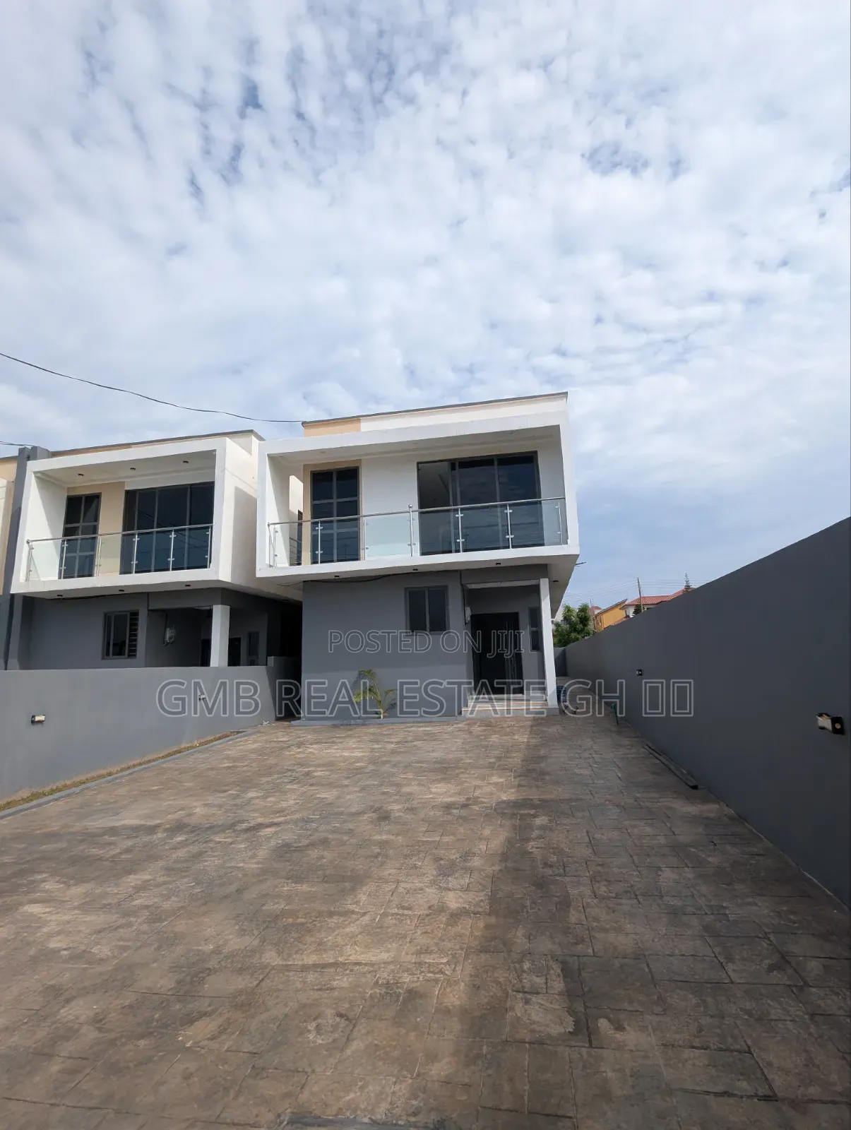 3bdrm House in Police City Area, Nmai-Dzorn for sale