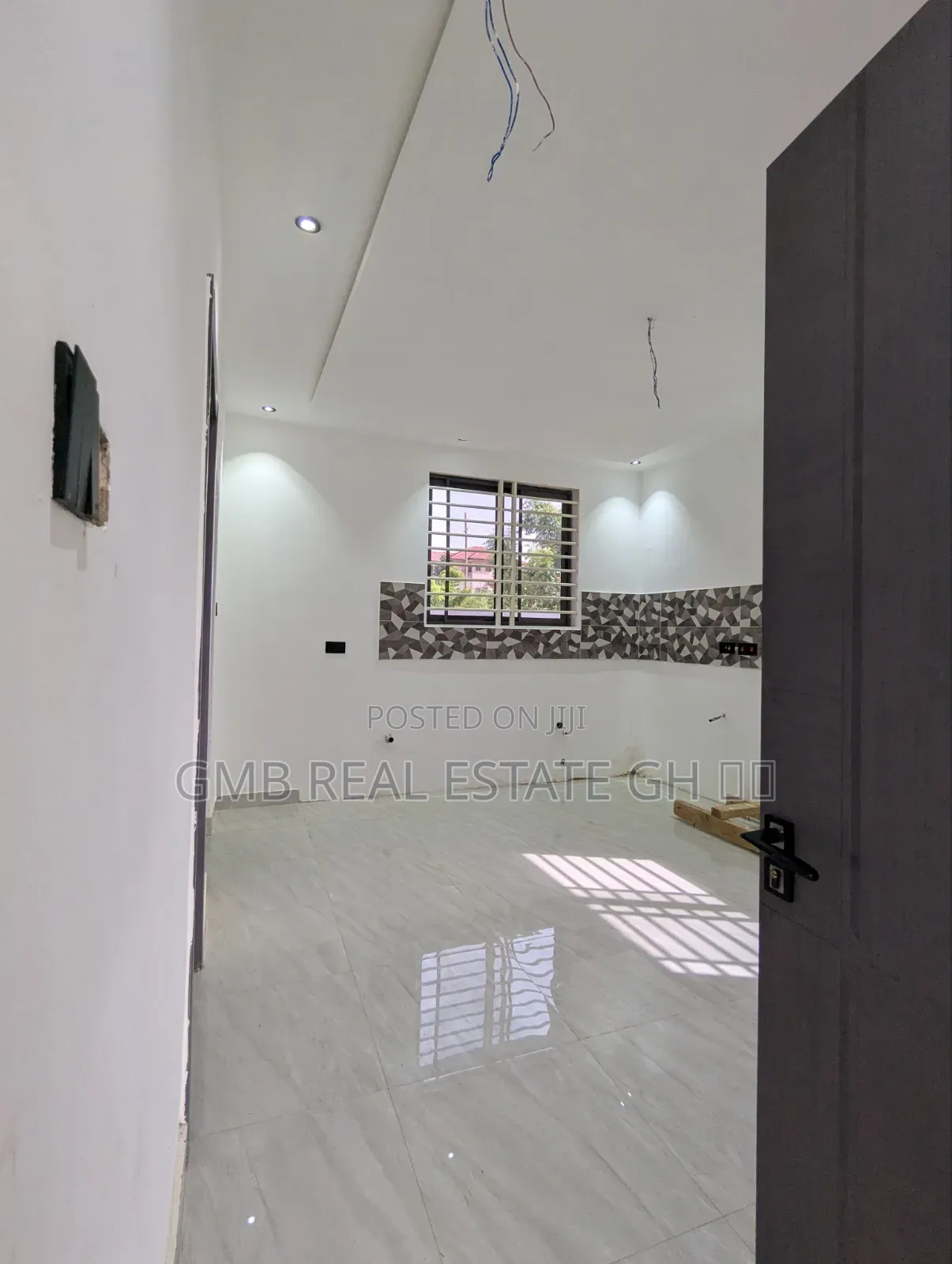 3bdrm House in Police City Area, Nmai-Dzorn for sale