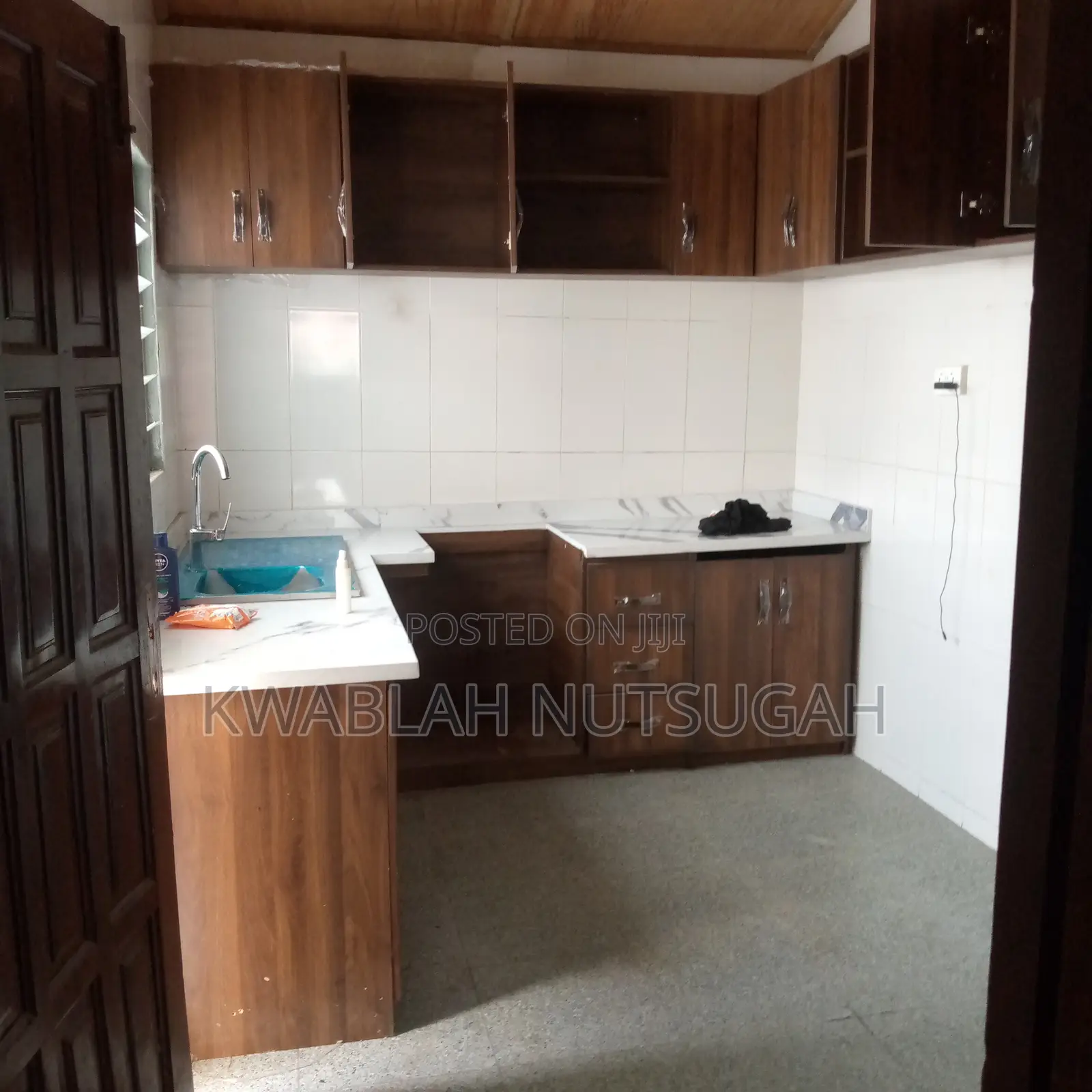 3bdrm House in Paraku Estates, Ledzokuku-Krowor for rent