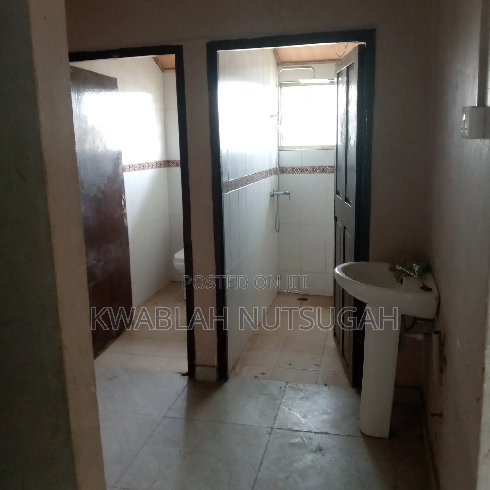 3bdrm House in Paraku Estates, Ledzokuku-Krowor for rent