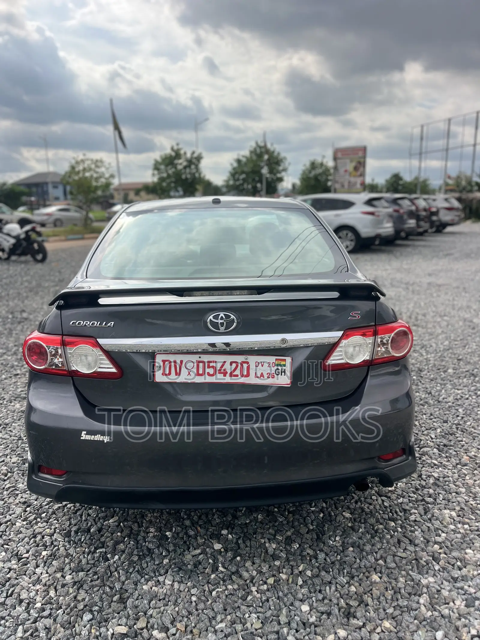 Toyota Corolla S 4dr Sedan (1.8L 4cyl 4A) 2013 Gray