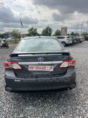 Toyota Corolla S 4dr Sedan (1.8L 4cyl 4A) 2013 Gray