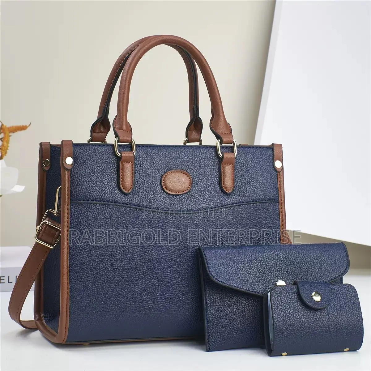 Premium 3-in-1 Handbag Set – Perfect for Work Outings