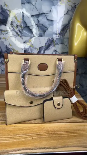 Premium 3-in-1 Handbag Set – Perfect for Work Outings