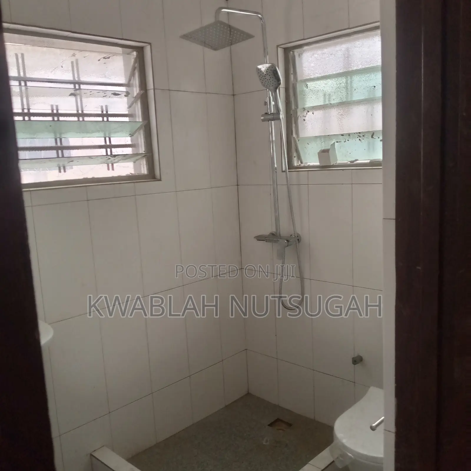 3bdrm House in Paraku Estates, Ledzokuku-Krowor for rent