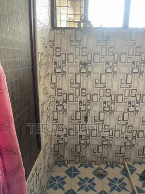1bdrm House in Trade Fair for rent