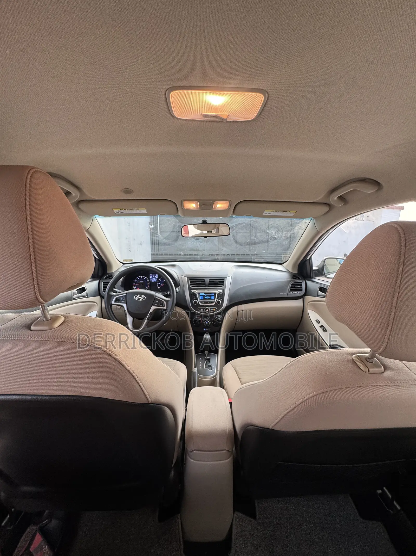 Hyundai Accent SE Sedan 2017 White