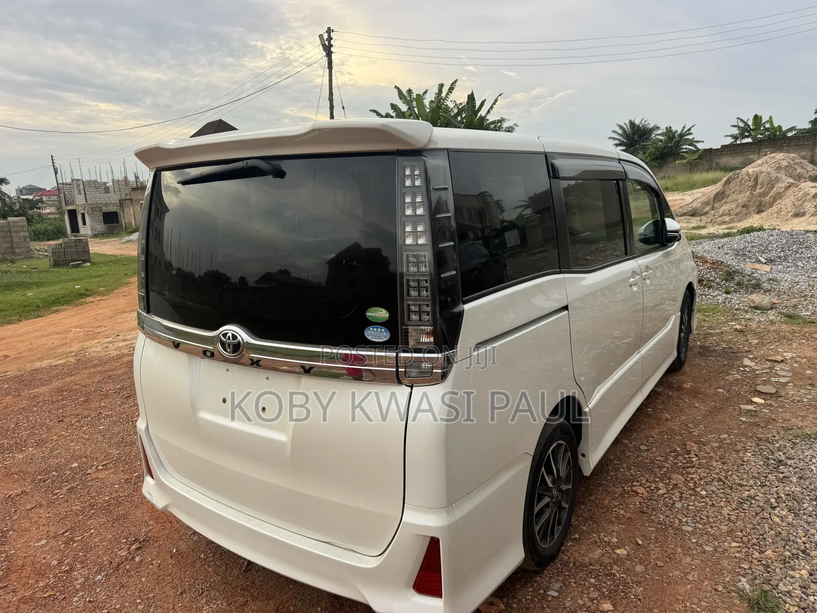 Toyota Voxy 2015 White