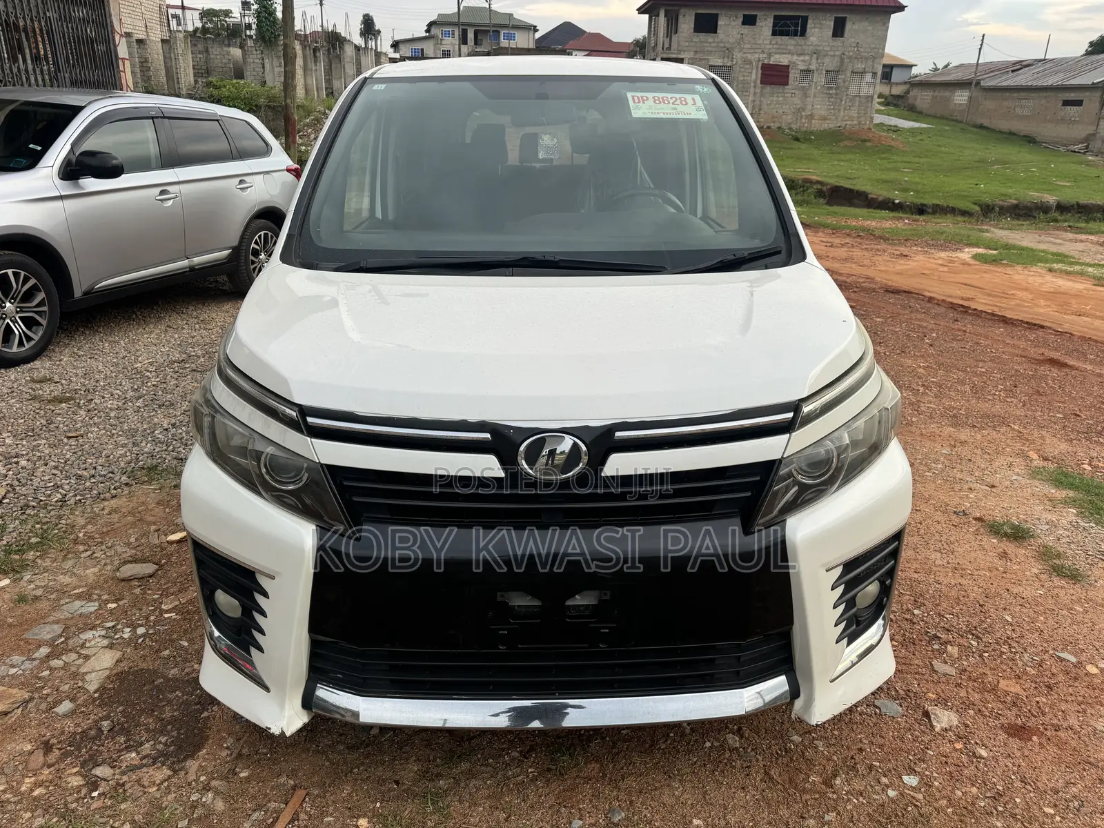 Toyota Voxy 2015 White