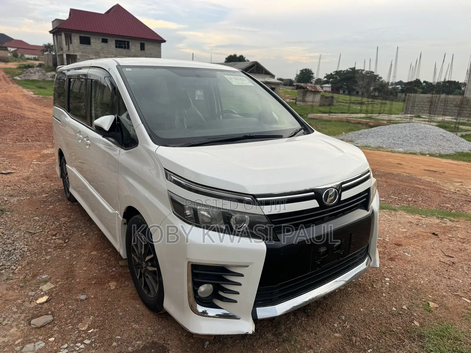 Toyota Voxy 2015 White