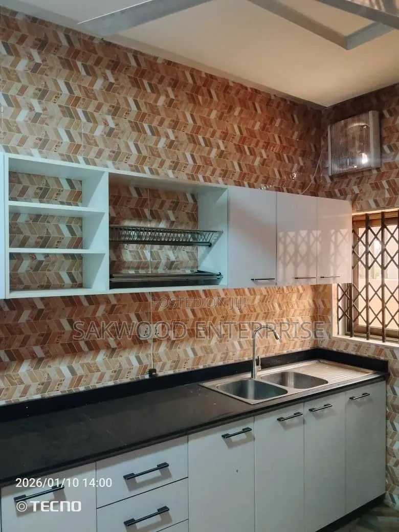 3bdrm House in Sakwood Enterprise, Amrahia for rent