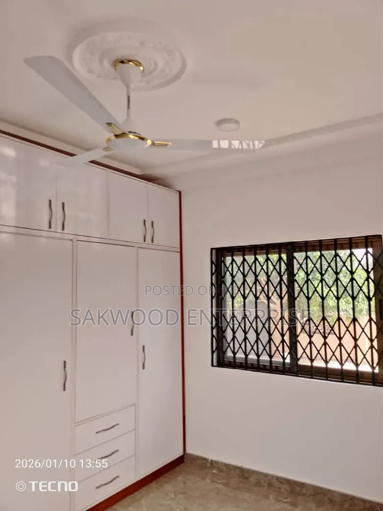 3bdrm House in Sakwood Enterprise, Amrahia for rent