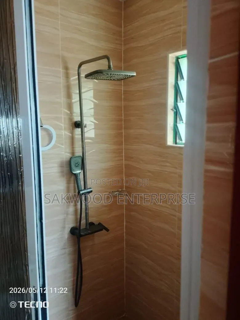 4bdrm House in Sakwood Enterprise, Frafraha for rent
