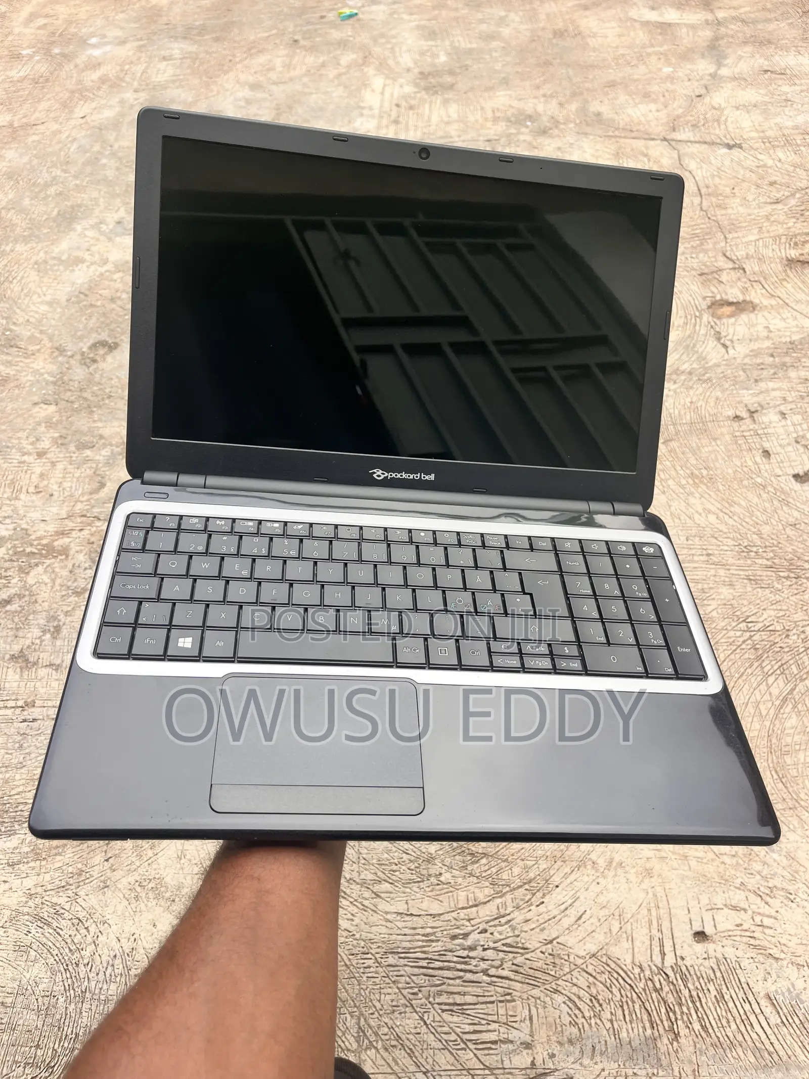 Laptop Packard Bell EasyNote TE69 4GB AMD HDD 320GB