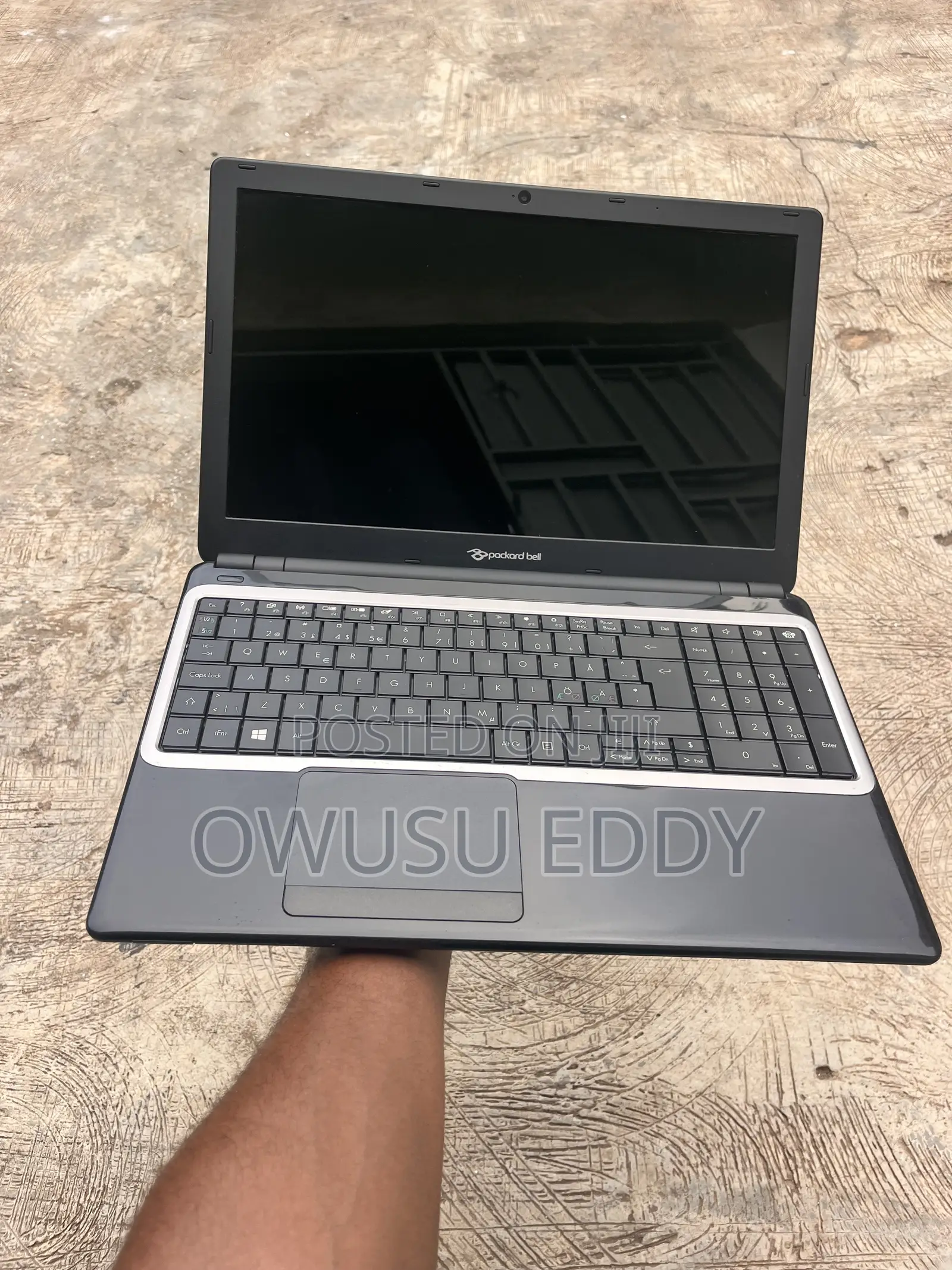 Laptop Packard Bell EasyNote TE69 4GB AMD HDD 320GB