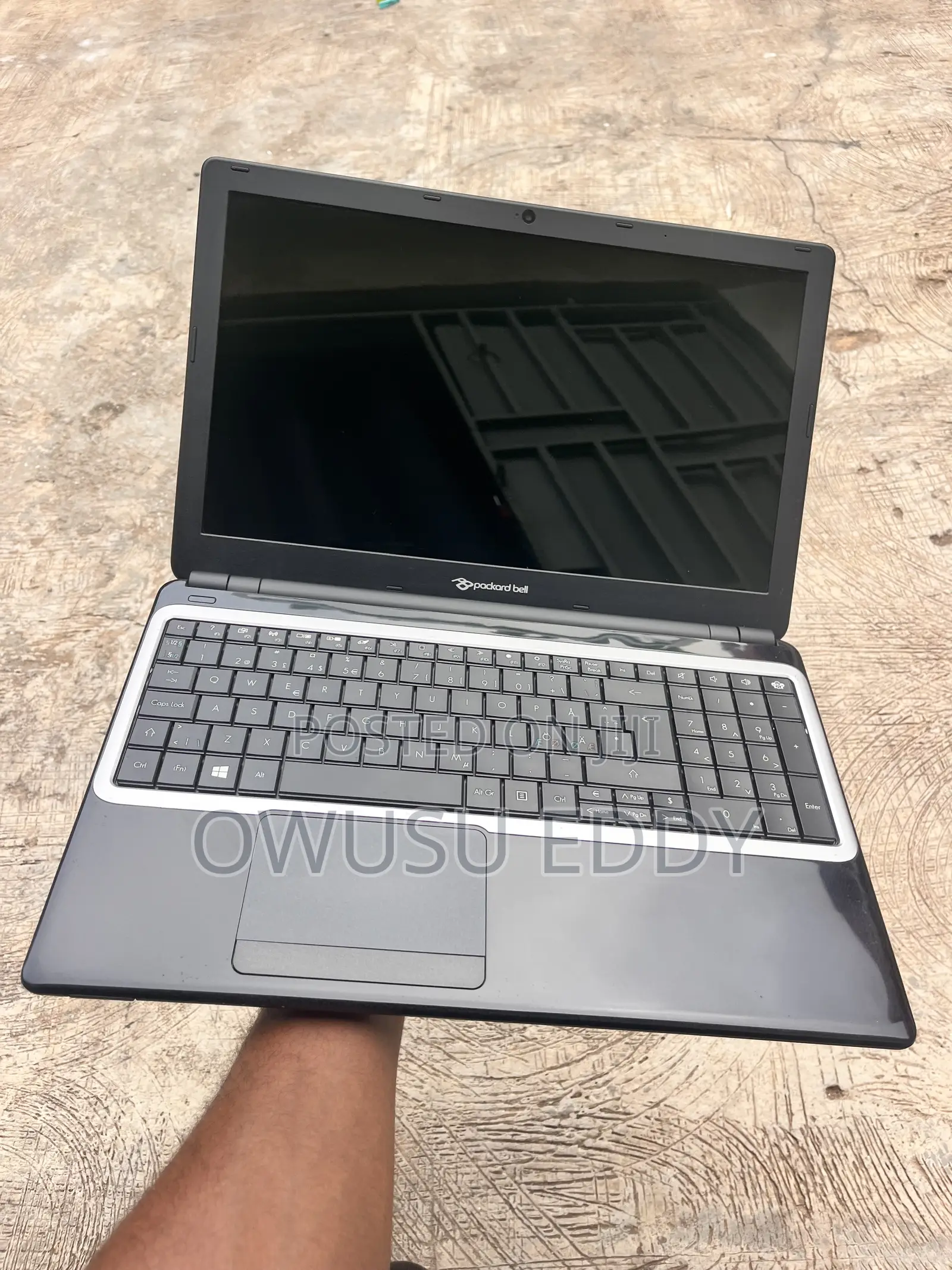 Laptop Packard Bell EasyNote TE69 4GB AMD HDD 320GB