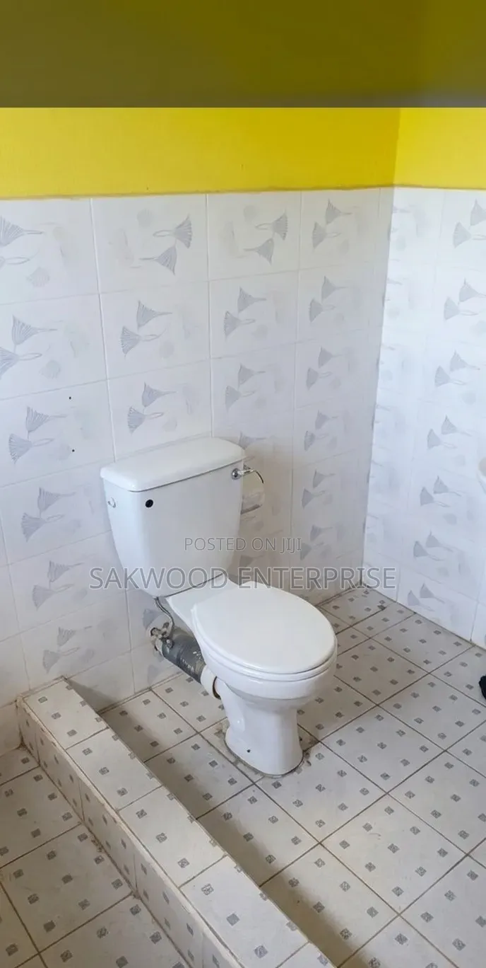 1bdrm Apartment in Sakwood Enterprise, Amrahia for rent