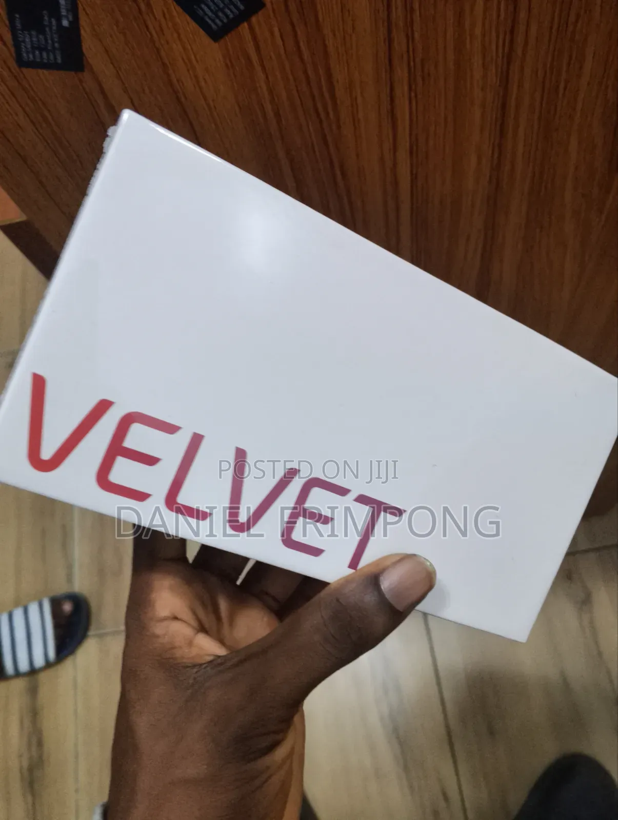 New LG Velvet 128 GB Silver