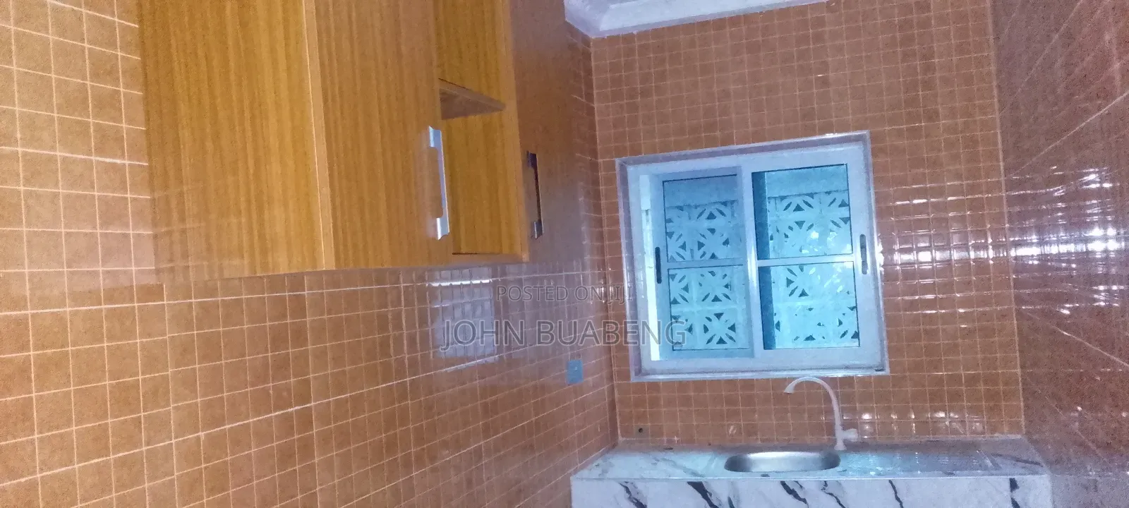 1bdrm Apartment in Mame Ahoɔden Kakraba, Adade for rent
