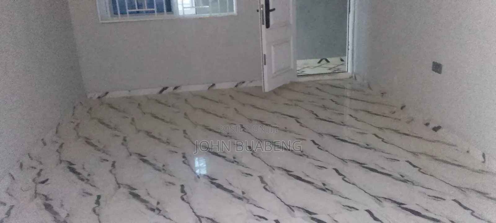 1bdrm Apartment in Mame Ahoɔden Kakraba, Adade for rent