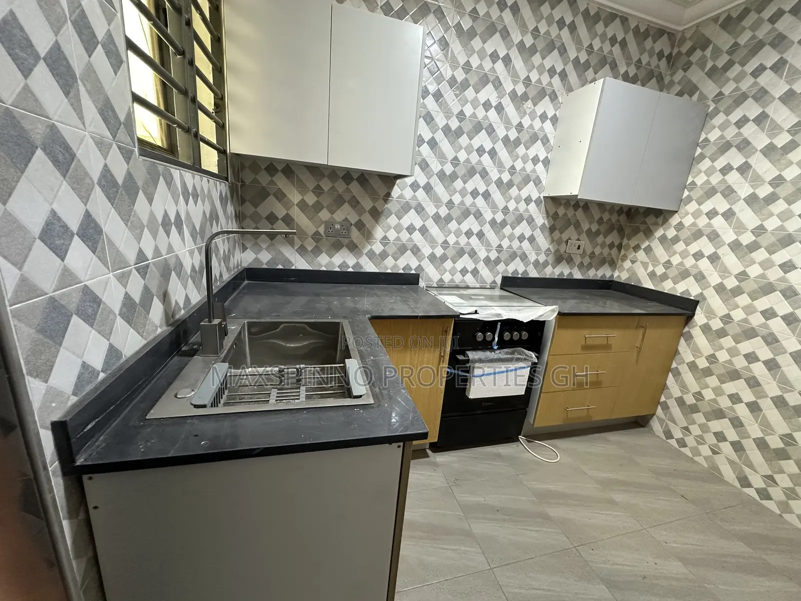 1bdrm Apartment in Maxspinno Properties, American House for rent